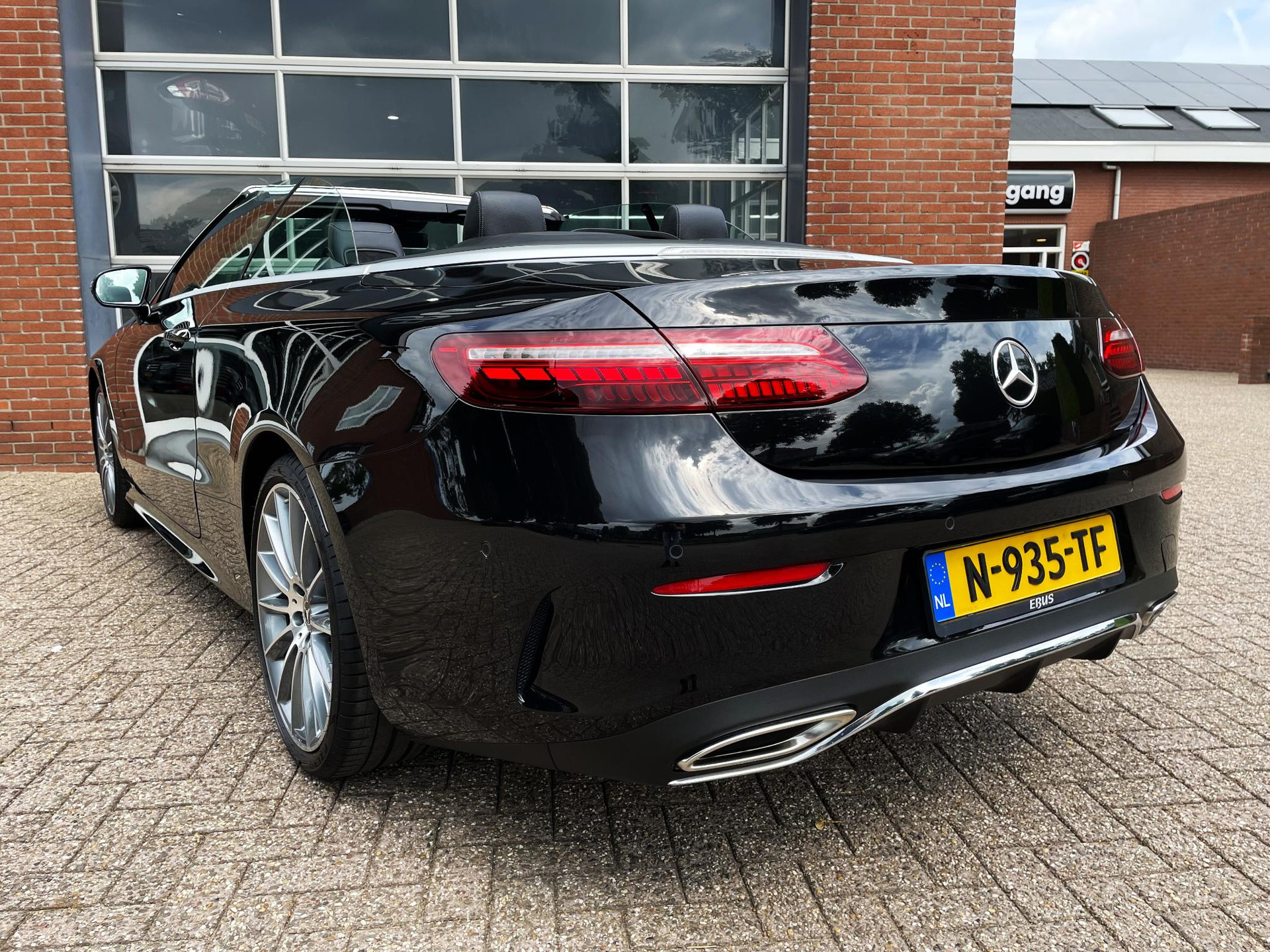 Mercedes-Benz E-klasse Cabrio 300 AMG Line