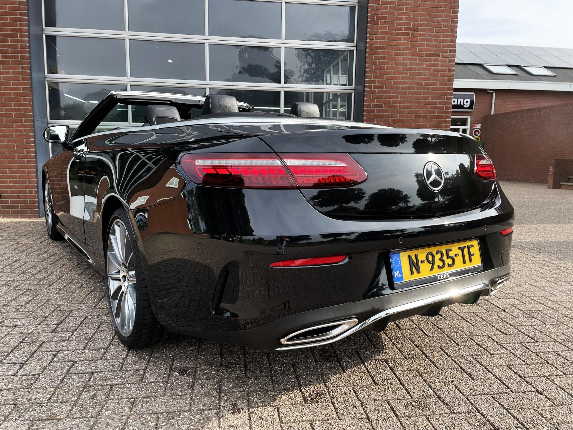 Mercedes-Benz E-klasse Cabrio 300 AMG Line