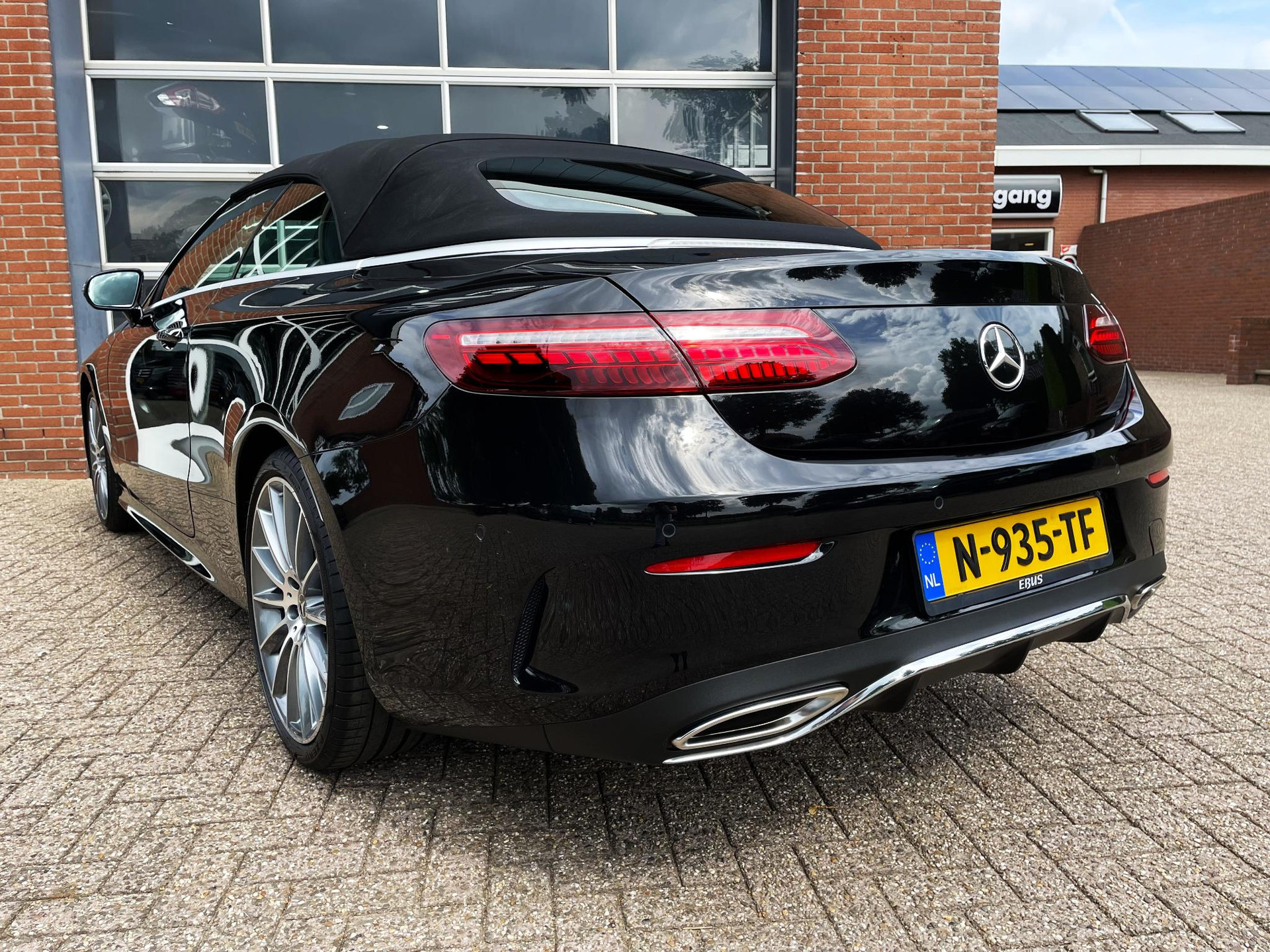 Mercedes-Benz E-klasse Cabrio 300 AMG Line