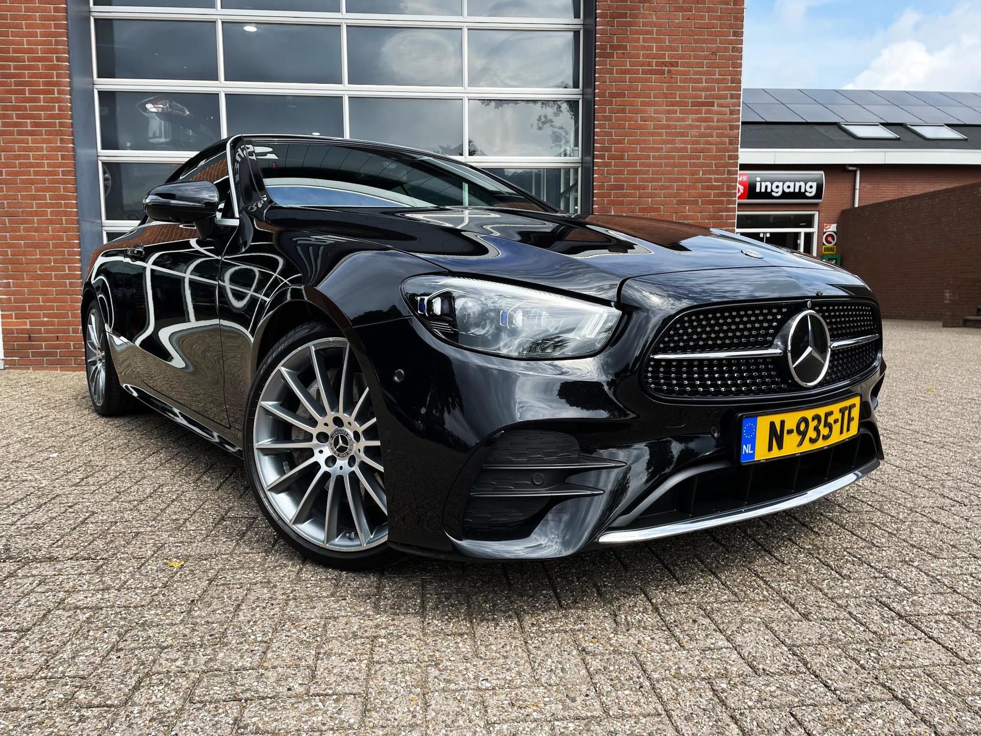 Mercedes-Benz E-klasse Cabrio 300 AMG Line