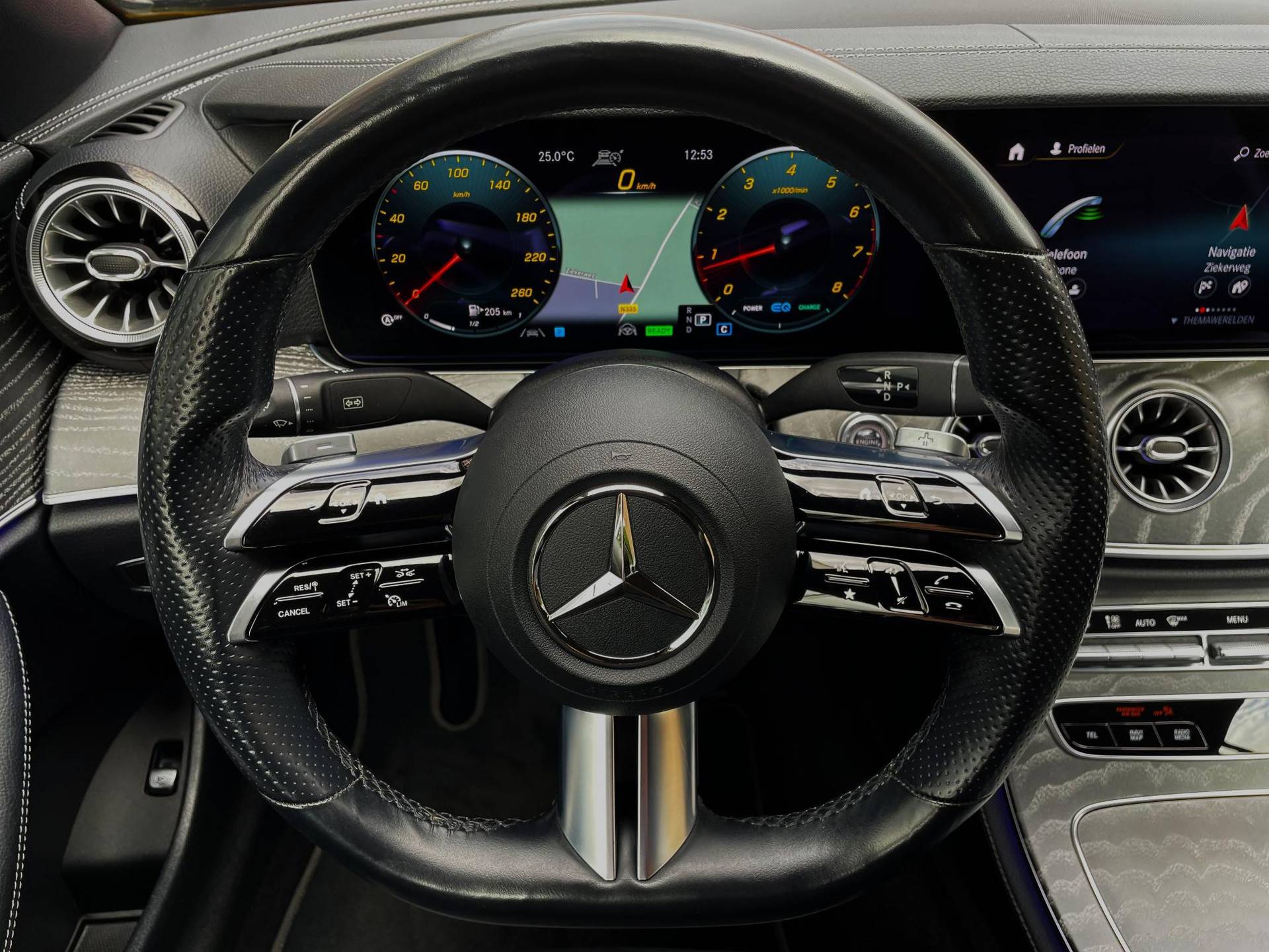 Mercedes-Benz E-klasse Cabrio 300 AMG Line