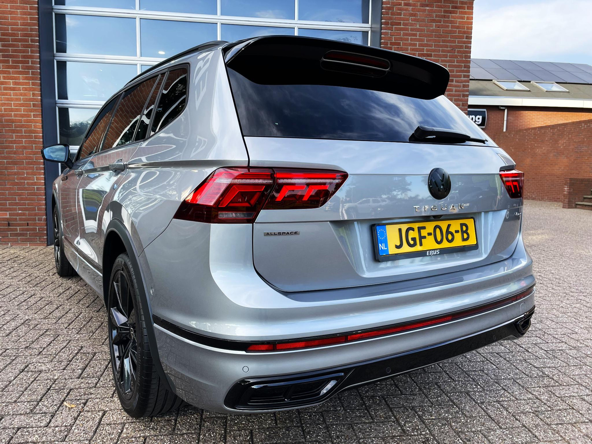 Volkswagen Tiguan All-Space 2.0 TSI 4Motion R-Line