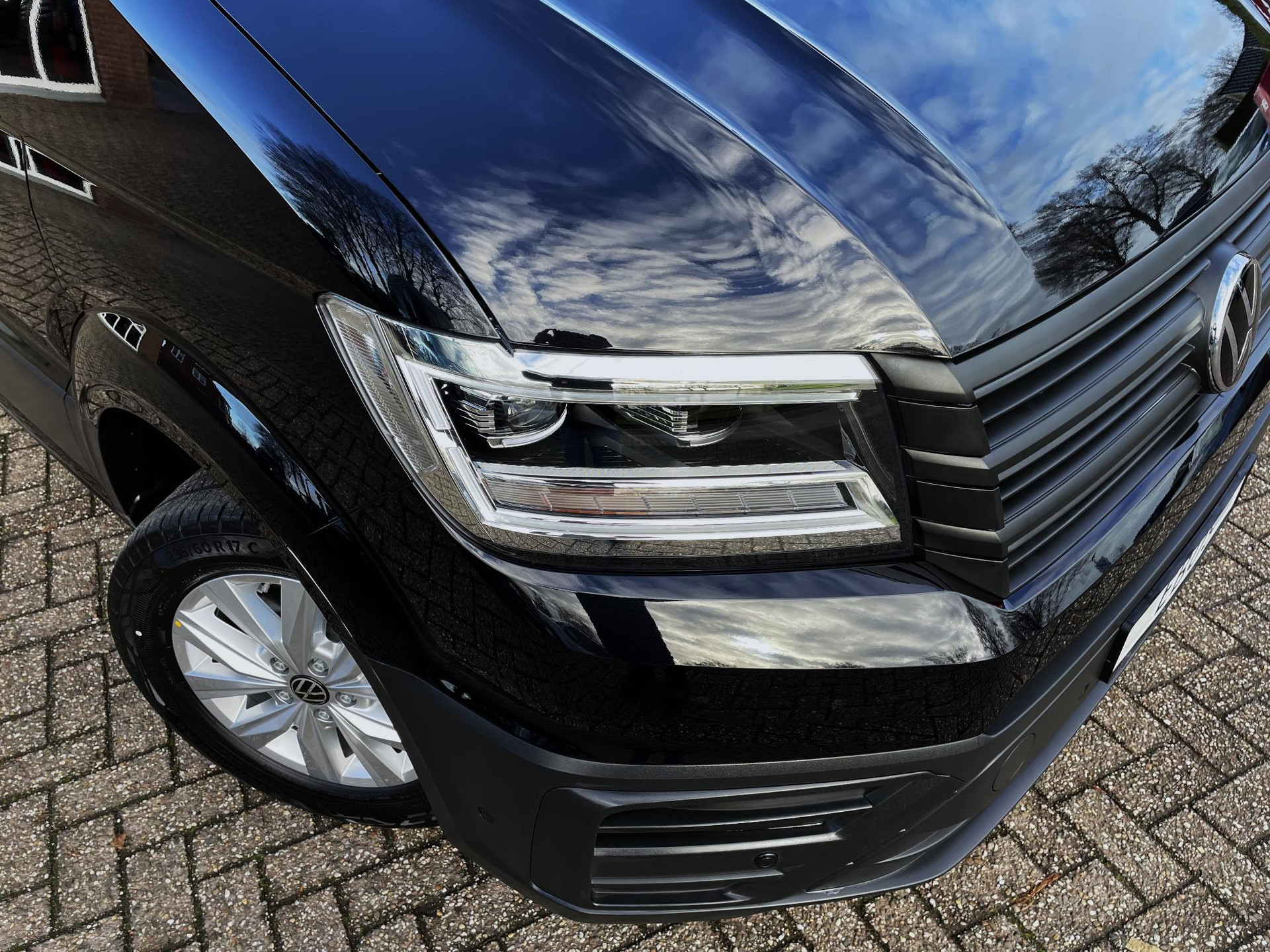 Volkswagen Crafter 35 2.0 TDI L3H3 Exclusive 2x Schuifdeur AC Laadruimte!