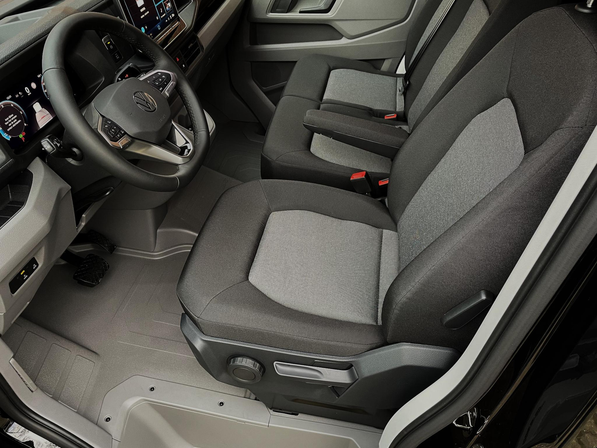 Volkswagen Crafter 35 2.0 TDI L3H3 Exclusive 2x Schuifdeur AC Laadruimte!