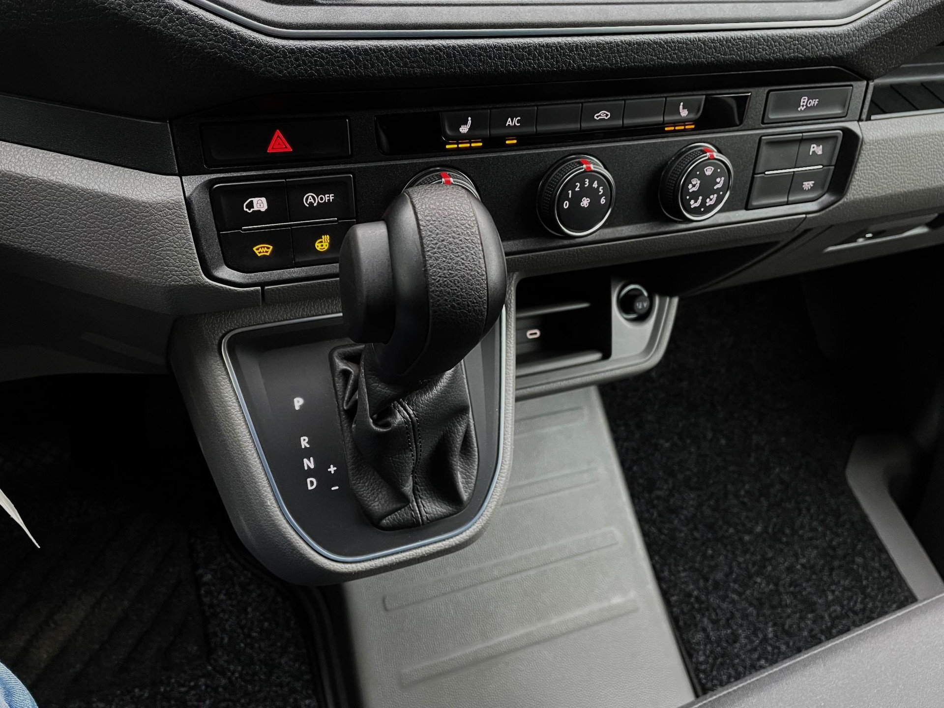 Volkswagen Crafter 30 2.0 TDI L3H3 Exclusive 2x schuifdeur